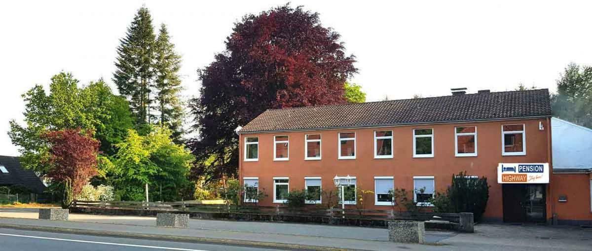 Pension Highway 3 Bielefeld Exterior foto